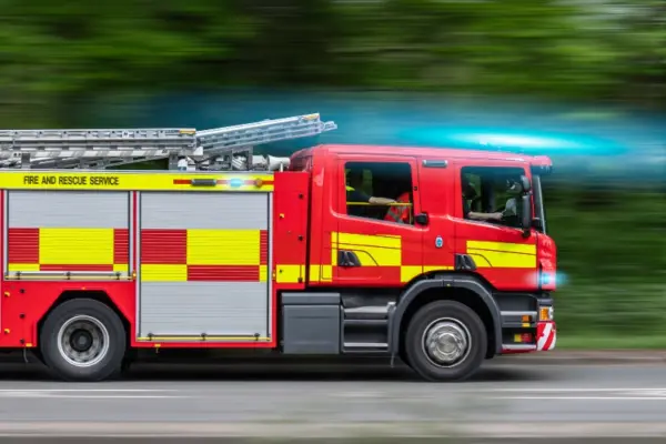 HSR Law Blue Light Discount on Conveyancing - Picture of a fire engine